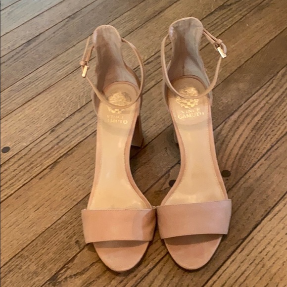 Vince Camuto Shoes - Vince Camuto Nude Sandals